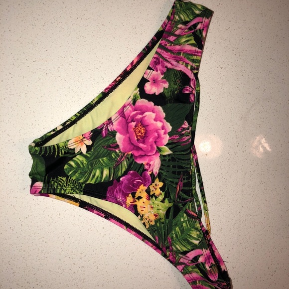 Floral bikini bottoms - Picture 1 of 2